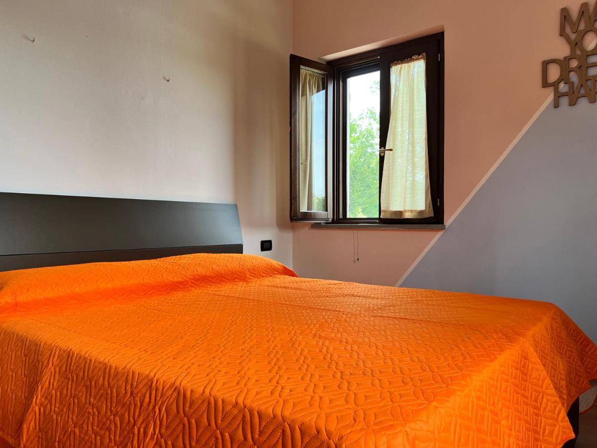 Country House Western Club Sant'Omero Экстерьер фото
